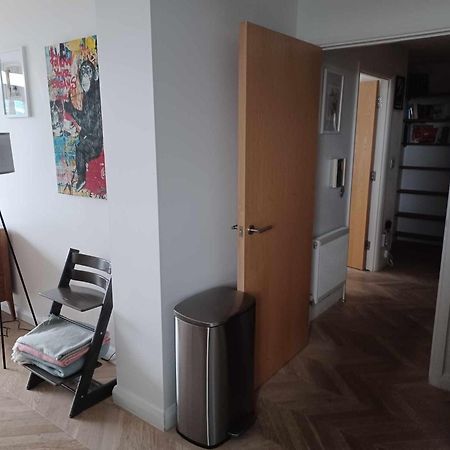 Cosy 1 Bedroom Apartment With Balcony Near Chiswick London Exterior foto